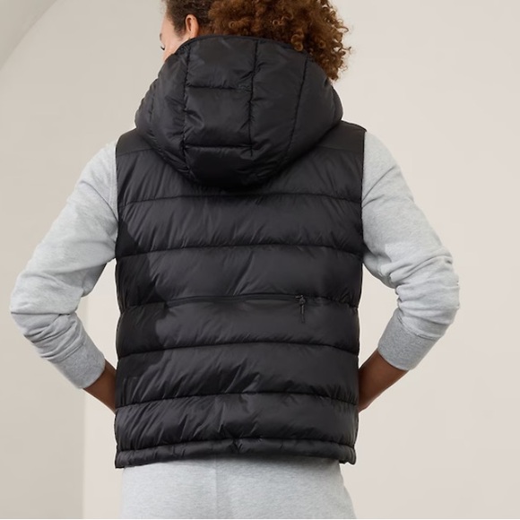 ATHLETA Black Puffer Vest Aire Packable Layer Travel Recycled Nylon - Picture 5 of 9